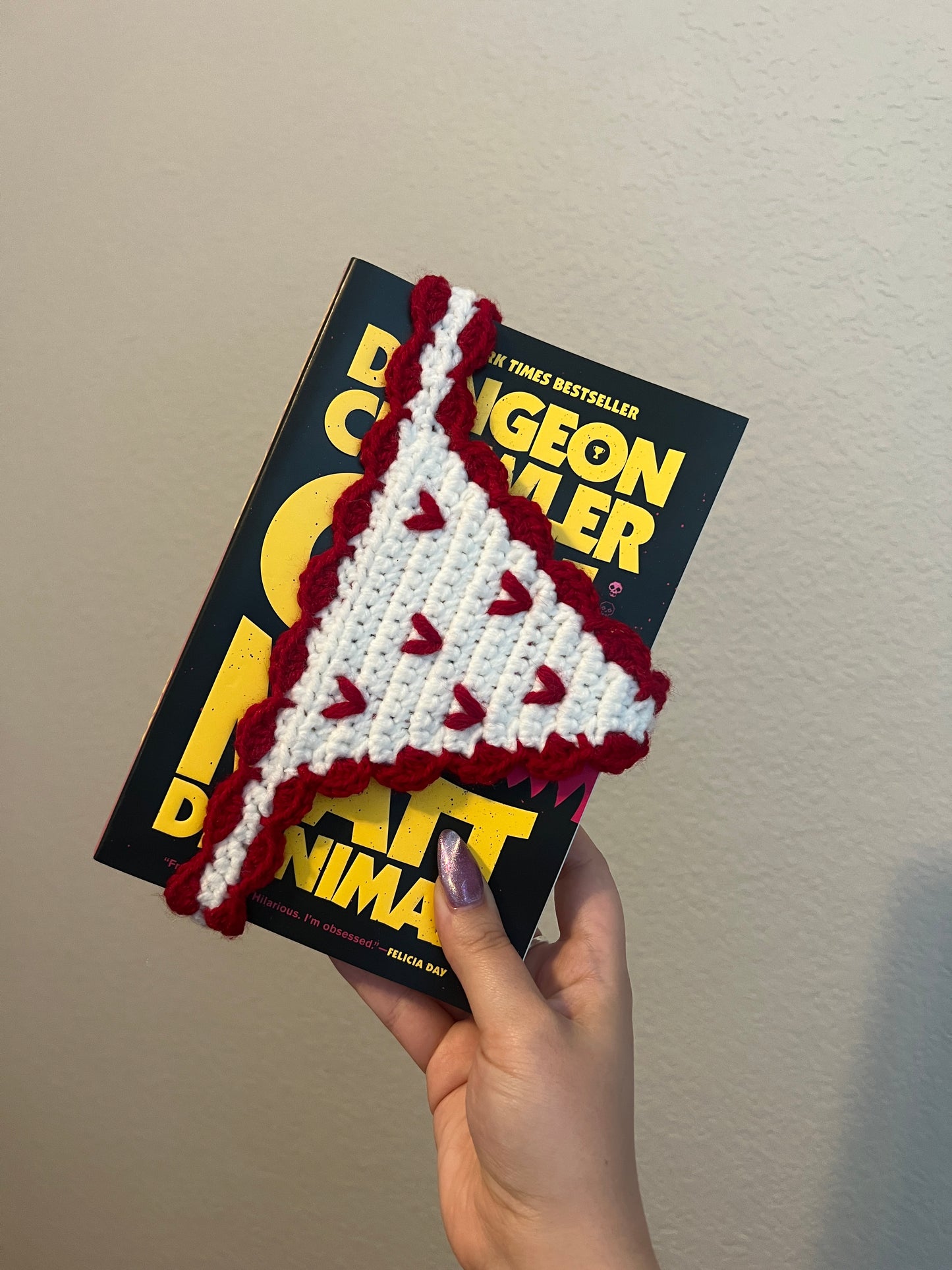 Crochet Heart Patterned Crawler Book Thong
