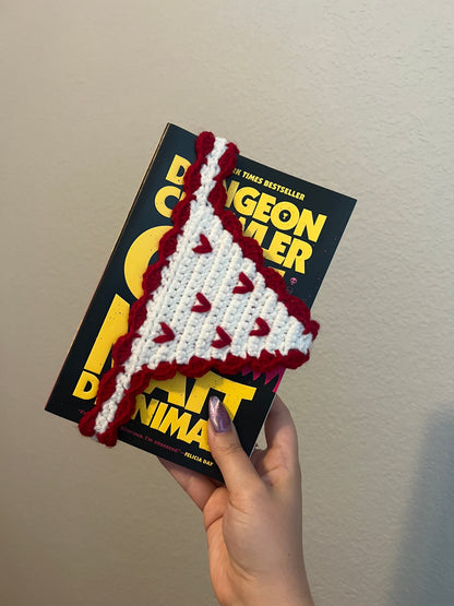 Crochet Heart Patterned Crawler Book Thong